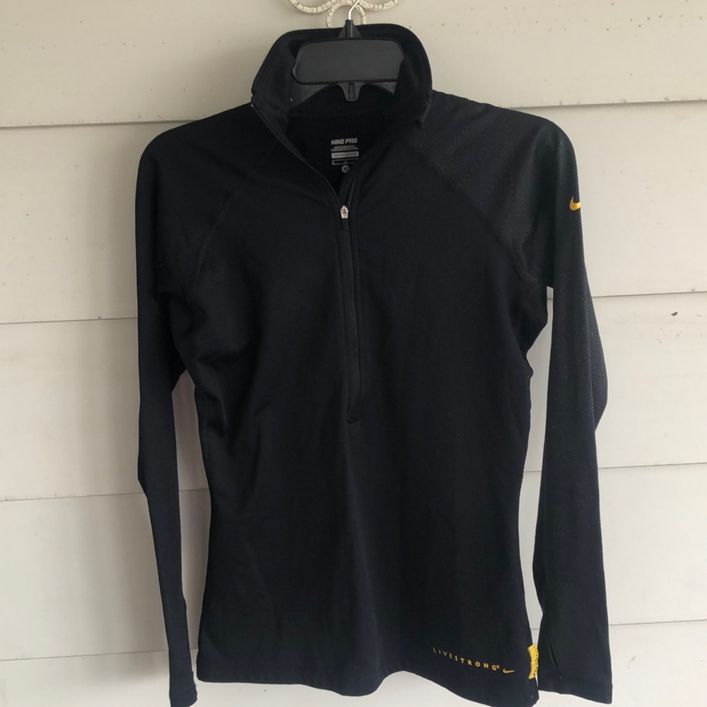Nike Live Strong 3/4 Zip Workout Top